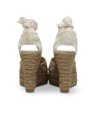 Manebi Hearts Camel 3