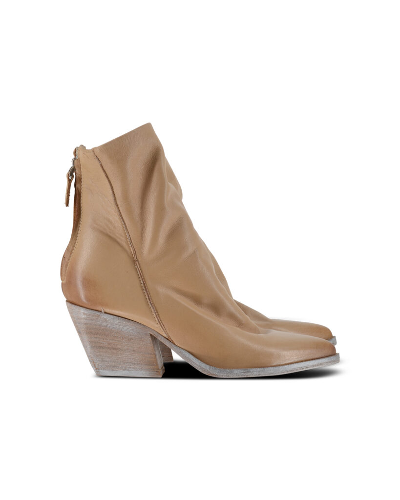 Mimmu 702 camel_1