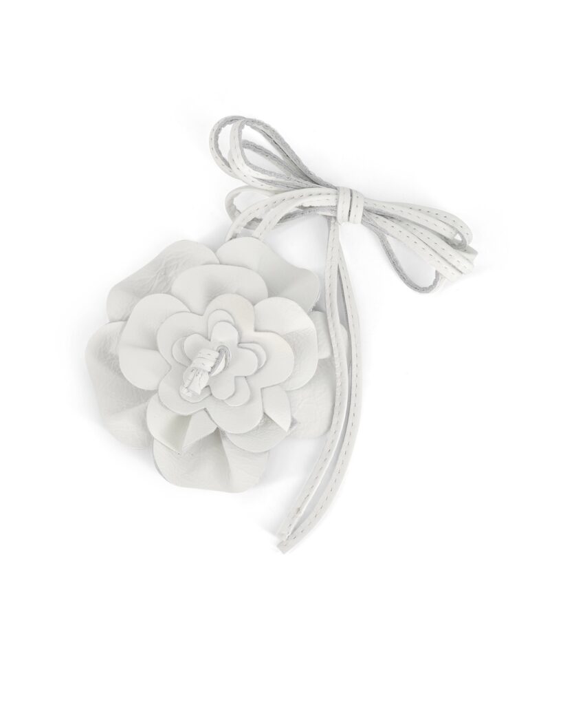 MaryYve Blumenguertel weiss_FS26